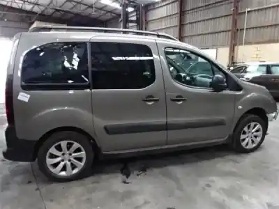 Veículo de Sucata peugeot partner 1.6 tepee adventure edition blue hdi do ano 2018 alimentado bh01