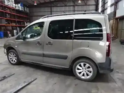 Veículo de Sucata peugeot partner 1.6 tepee adventure edition blue hdi do ano 2018 alimentado bh01