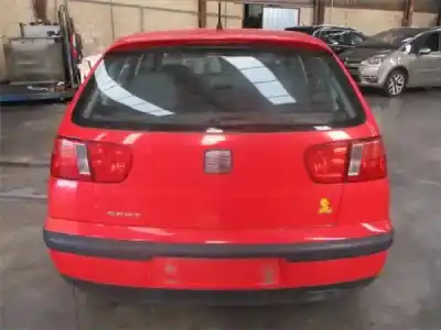 Veículo de Sucata seat ibiza (6k1) 1.4 do ano 2001 alimentado aud