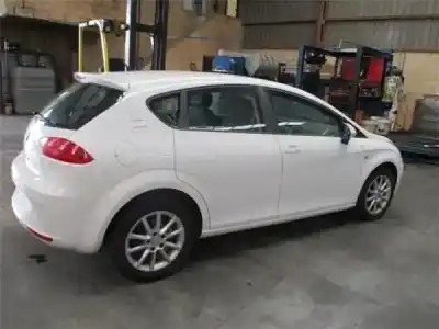 Veículo de Sucata seat leon (1p1) 1.6 tdi do ano 2010 alimentado d cay