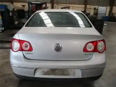 Здавання транспортного засобу volkswagen passat berlina (3c2) 2.0 tdi 16v року 2006 потужний bkp