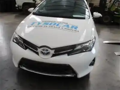 Здавання транспортного засобу TOYOTA AURIS (E18) 1.8 Hybrid Active року 2013 потужний 2ZR