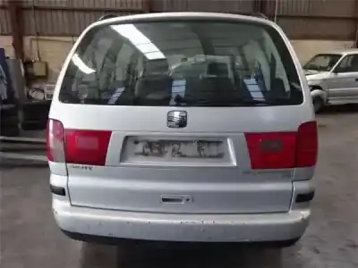 Veicolo di demolizione seat alhambra (7v8) 1.9 tdi dell'anno 2001 alimentato auy