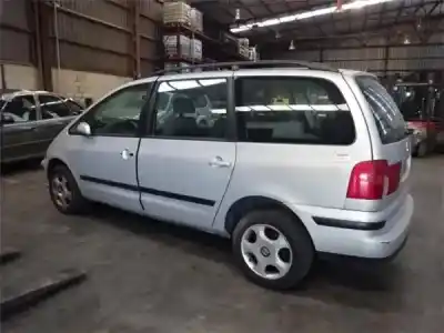 Veicolo di demolizione seat alhambra (7v8) 1.9 tdi dell'anno 2001 alimentato auy