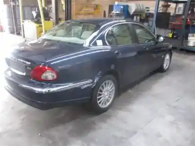 Veículo de Sucata jaguar x-type i (x400) 2.2 d do ano 2006 alimentado d/bg