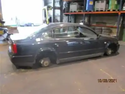 Vehículo de desguace volkswagen                                         passat b5 variant (3b5)                                                                                                                                                                                                                                    2.5 tdi del año 1999 con motor d-abf