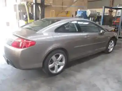 Veicolo di demolizione peugeot                                            407 coupé (6c_)                                                                                                                                                                                                                                            2.7 hdi                                                                                                                                                                                                                                                    dell'anno 2006 alimentato uhz (dt17)