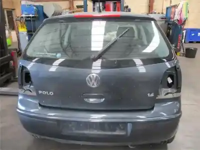 Sloopvoertuig volkswagen polo (9n1) 1.4 16v van het jaar 2009 aangedreven bud