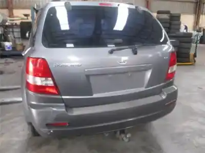 Verschrottungsfahrzeug KIA SORENTO (BL) 2.5 CRDi des Jahres 2003 angetrieben D4CB