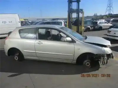 Scrapping Vehicle TOYOTA COROLLA (E12) 2.0 D-4D of the year 2006 powered 1CD-FTV