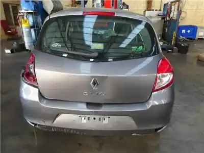 Vehicul casat renault clio iii 1.2 16v al anului 2011 alimentat g-d4f d7