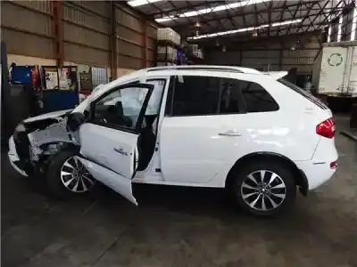 Veículo de Sucata renault koleos i 2.0 dci 4x4 (hy0a) do ano 2011 alimentado m9rx8