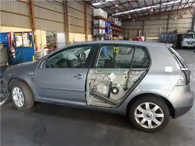 Scrapping Vehicle volkswagen golf v (1k1) 1.9 tdi of the year 2005 powered bkc