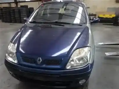 Verschrottungsfahrzeug RENAULT SCÉNIC I MONOSPACE (JA0/1_, FA0_) 1.9 DCI (JA05, JA1F) des Jahres 2003 angetrieben D/ F9Q K 7
