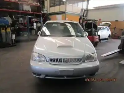 Veículo de Sucata kia carnival ii (fl) 2.9 td do ano 2001 alimentado d/ j3