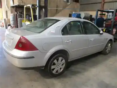 Veículo de Sucata ford mondeo iii sedán (b4y) 2.0 16v tddi / tdci do ano 2001 alimentado d6ba