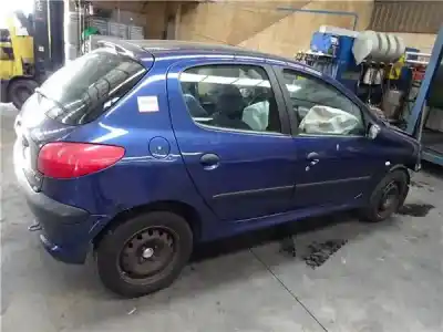 Veículo de Sucata peugeot 206 sw (2e/k) 1.4 hdi do ano 2002 alimentado 8hx (dv4td)