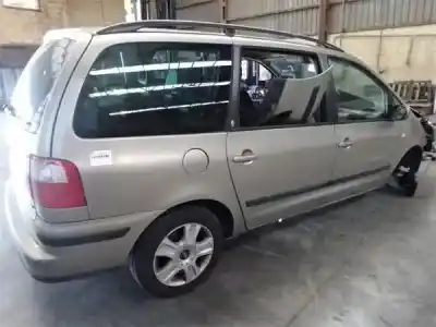 Vehicul casat ford galaxy (vx) 1.9 tdi al anului 2003 alimentat auy