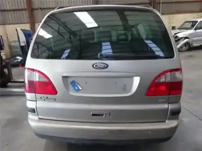Vehicul casat ford galaxy (vx) 1.9 tdi al anului 2003 alimentat auy