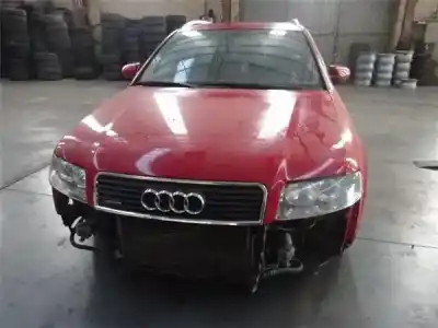 Vehículo de desguace AUDI A4 AVANT (8E) 3.0 V6 30V CAT (ASN) del año 2002 con motor ASN