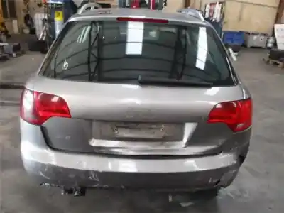 Veículo de Sucata audi a4 berlina (8e) 2.0 tdi 16v (103kw) do ano 2006 alimentado bre