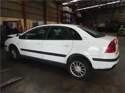 Veículo de Sucata citroen c5 berlina 1.6 16v hdi fap do ano 2005 alimentado 9hy (dv6ted4)