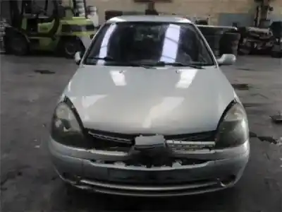 Утилизация автомобиля RENAULT CLIO II FASE II (B/CB0) 1.9 dTi Diesel 80 CV / 59 KW года 2002 питание D/ F9Q R7