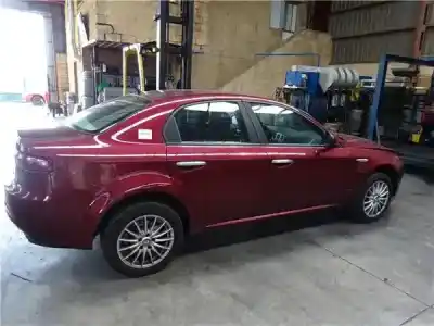 Veículo de Sucata alfa romeo alfa 159 (140) 1.9 jts 16v / selective do ano 2005 alimentado 939 a6.000