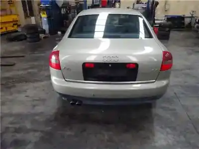 Verschrottungsfahrzeug audi a6 berlina (4b2) 2.4 (121kw) des jahres 2001 angetrieben bdv