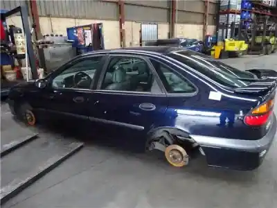 Verschrottungsfahrzeug renault laguna i (b56_, 556_) 1.9 dci (b56w) des jahres 2000 angetrieben d/ f9q b7