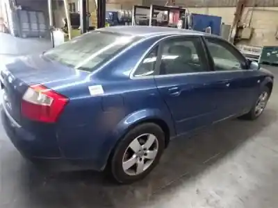 Veículo de Sucata audi a4 berlina (8e) 2.5 tdi quattro (132kw) do ano 2004 alimentado bau