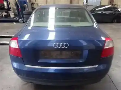 Veículo de Sucata audi a4 berlina (8e) 2.5 tdi quattro (132kw) do ano 2004 alimentado bau