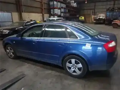 Veículo de Sucata audi a4 berlina (8e) 2.5 tdi quattro (132kw) do ano 2004 alimentado bau