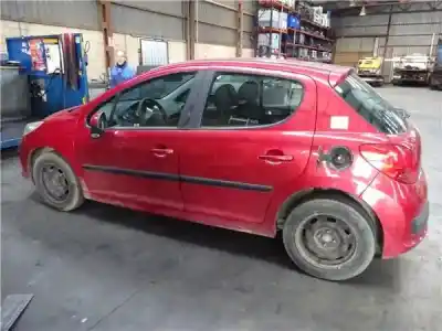 Véhicule à la ferraille peugeot 207 1.4 de l'année 2006 alimenté kfv (tu3a)
