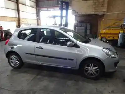 Scrapping Vehicle renault clio iii (br0/1, cr0/1) 1.5 dci (br17, cr17) of the year 2006 powered d/ k9k t7