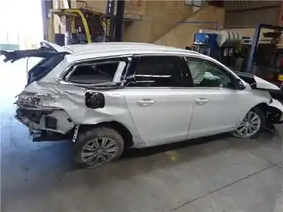 Hurda Aracı peugeot 308 (p5) 1.5 gt yılın 2021 güçlü yh01