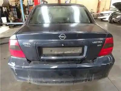 Veículo de Sucata opel vectra b berlina 2.0 dti 16v do ano 2000 alimentado x 20 dth