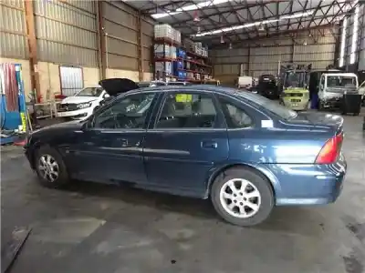 Veículo de Sucata opel vectra b berlina 2.0 dti 16v do ano 2000 alimentado x 20 dth