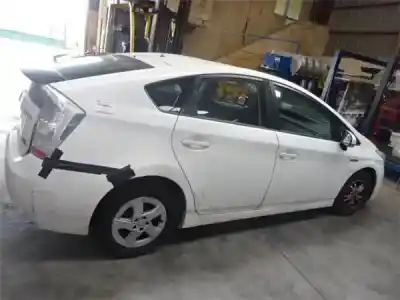 Утилизация автомобиля TOYOTA PRIUS (ZVW30) 1.8 Hybrid года 2011 питание 2ZR-FXE