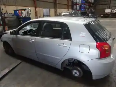 Veículo de Sucata toyota corolla (e12) 2.0 d-4d do ano 2003 alimentado 1cd-ftv