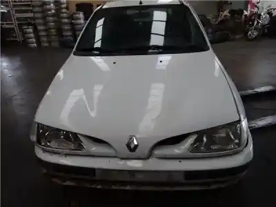 Véhicule à la ferraille RENAULT MEGANE I (BA0/1_) 1.6 e (BA0F. BA0S) de l'année 1996 alimenté G/ K7M