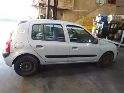 Здавання транспортного засобу renault clio ii fase i (b/cb0) 1.5 dci (b/cb08) року 2004 потужний d / k9k b7