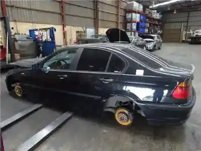 Veículo de Sucata bmw serie 3 berlina (e46) 2.0 320d do ano 2003 alimentado 204d1