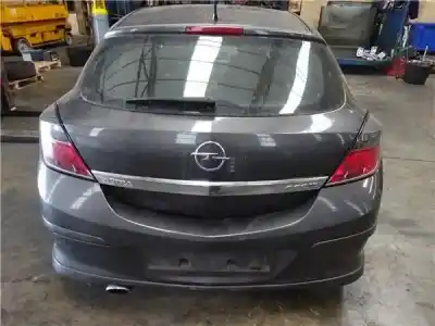 Scrapping Vehicle opel astra h gtc (a04) 1.7 cdti (l08) of the year 2009 powered d-z17dtr