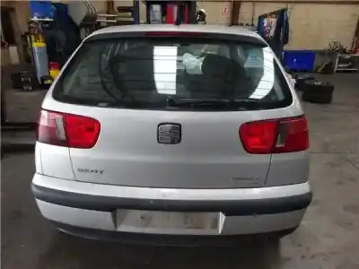 Veículo de Sucata seat ibiza ii (6k1) 1.9 tdi do ano 2001 alimentado agr