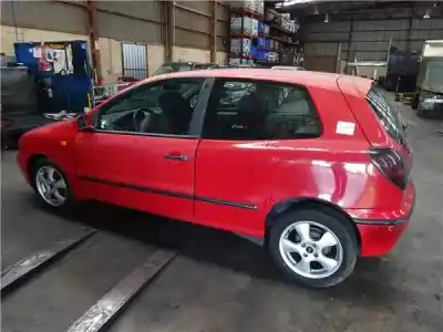 Veículo de Sucata fiat bravo i (182_) 1.6 16v (182.ab) do ano 2001 alimentado 182 a4.000