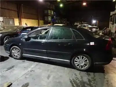 Veículo de Sucata citroen c5 berlina 1.6 16v hdi fap do ano 2005 alimentado d-9hz