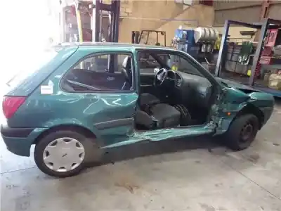 Veículo de Sucata ford fiesta iv (ja_, jb_) 1.3 i do ano 2001 alimentado j4r
