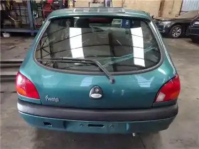 Veículo de Sucata ford fiesta iv (ja_, jb_) 1.3 i do ano 2001 alimentado j4r