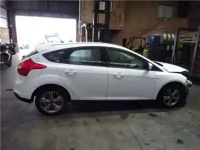 Vehicul casat ford focus iii 998 cc 92 kw al anului 2013 alimentat m1da